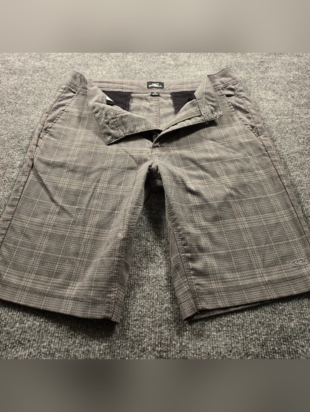 O'Neill‎ Men's Gray Plaid Standard Fit Casual Hybrid Walk Shorts Size 32